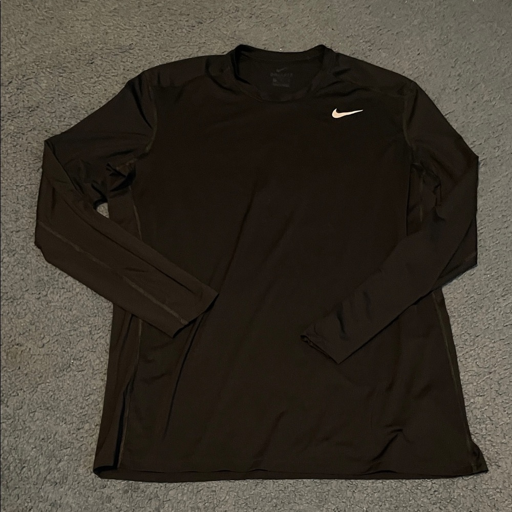 Nike Men's Black Long Sleeve Tee
